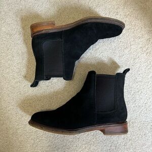 *LAST CALL* Clarks Suede Chelsea Boot
